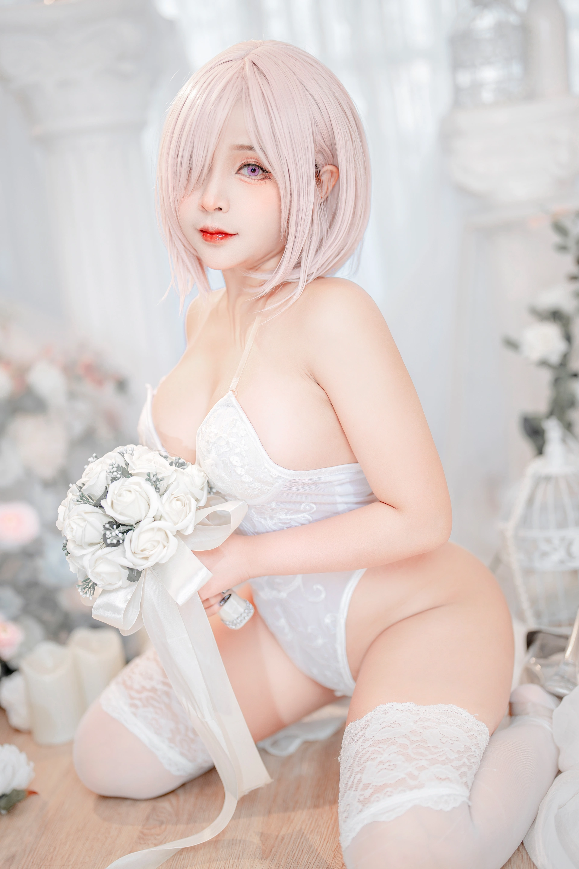 Sayo Momo – NO.020 Mashu white lingerie body oil 2